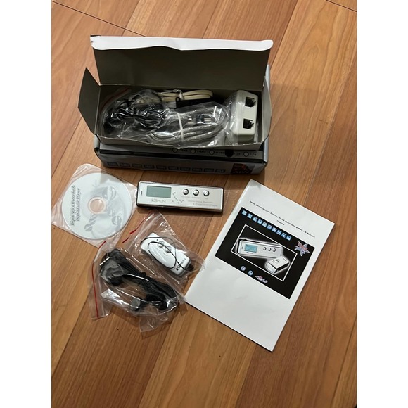 Spion Spy Wireless Voice, Voice Recorder USB Digital With FM MP3 Player 1GB TE28 - Picture 5 of 7